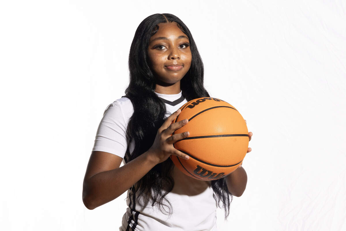 Lower Richland’s Chi’Nya Isaac 5 on Wednesday, November 20, 2024.