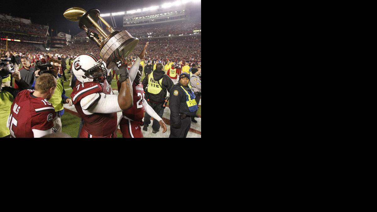 The Hardee's Trophy will be replaced in 2015 by a new trophy for "The Palmetto Bowl."