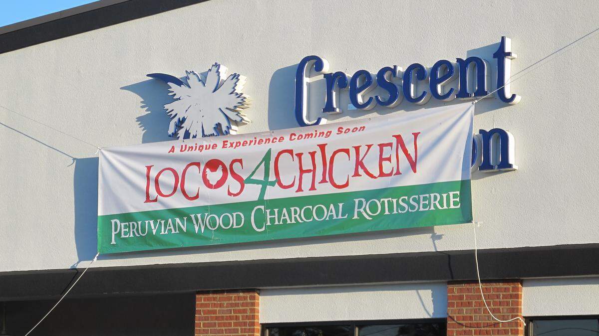 Locos 4 Chicken will open in the former Crescent Moon location in Lexington.