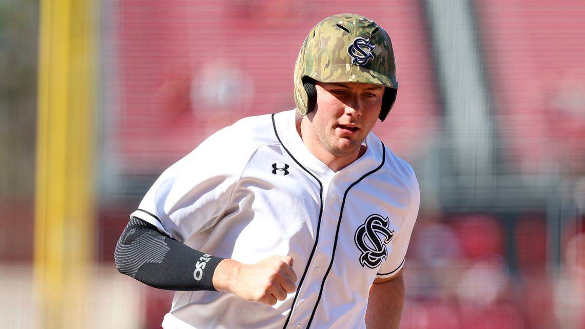 South Carolina’s Ethan Petry