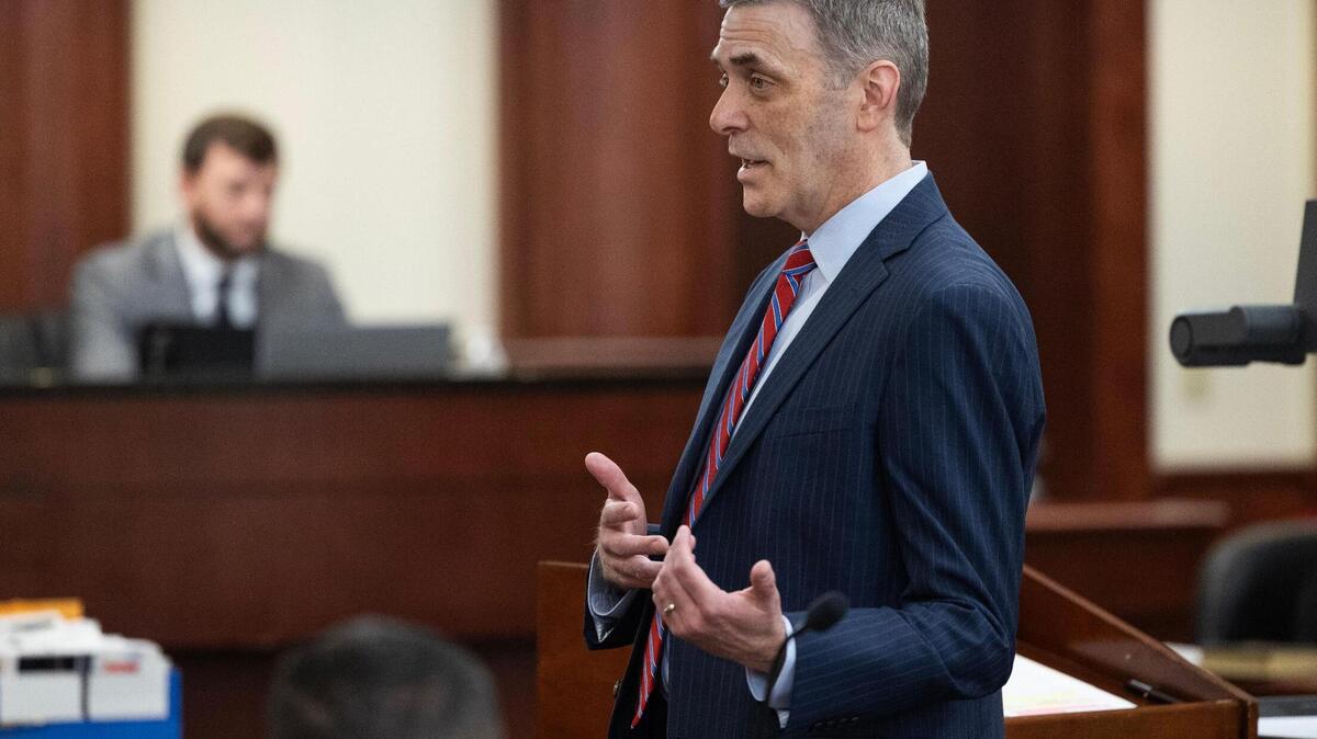 Solicitor Rick Hubbard examines a witness during Greg Leon’s trial for murder at the Lexington County Courthouse on Friday, June 23, 2023.