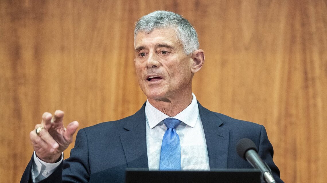 Here’s what a former West Point student leader thinks of Bob Caslen