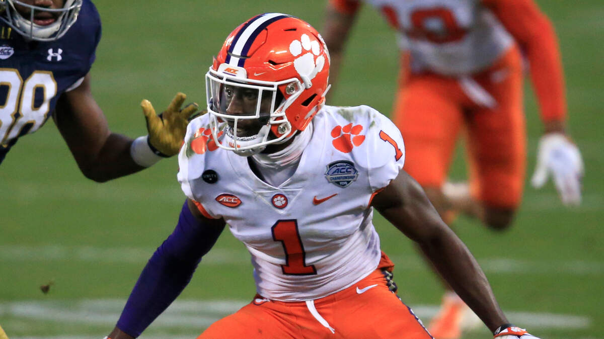 After transferring to Georgia in June, former Clemson cornerback Derion Kendrick will face his former team in the season opener on Sept. 4 at Bank of America Stadium in Charlotte.