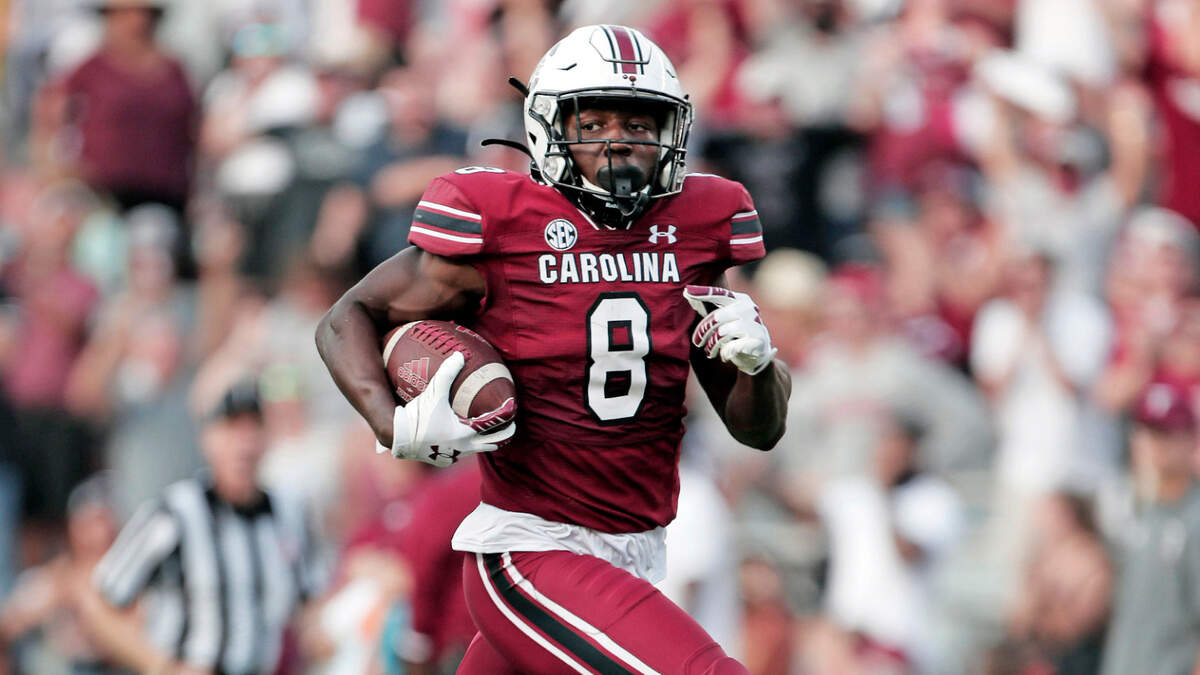 South Carolina Gamecocks defensive back Jahmar Brown (8) runs to the end zone after an apparent turnover from Troy at Williams-Brice Stadium on Saturday, October 2, 2021.