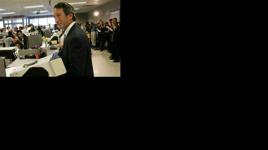 Investigation into Sanford case struggles to gain steam