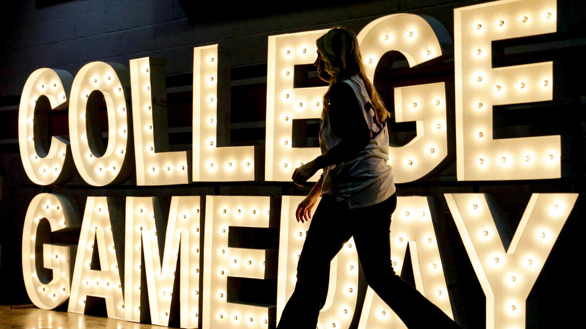 ESPN’s “College GameDay” show will broadcast from South Carolina’s home game Sunday against Tennessee.