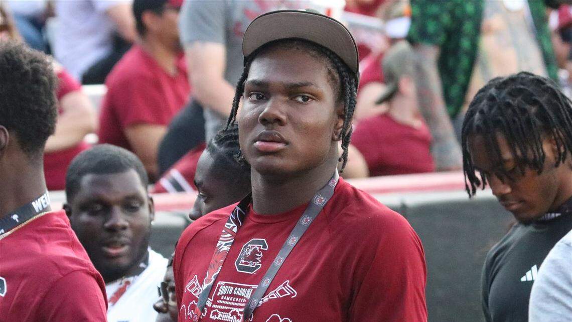 Shamari Earls has decommitted from South Carolina’s Class of 2025 recruiting class.