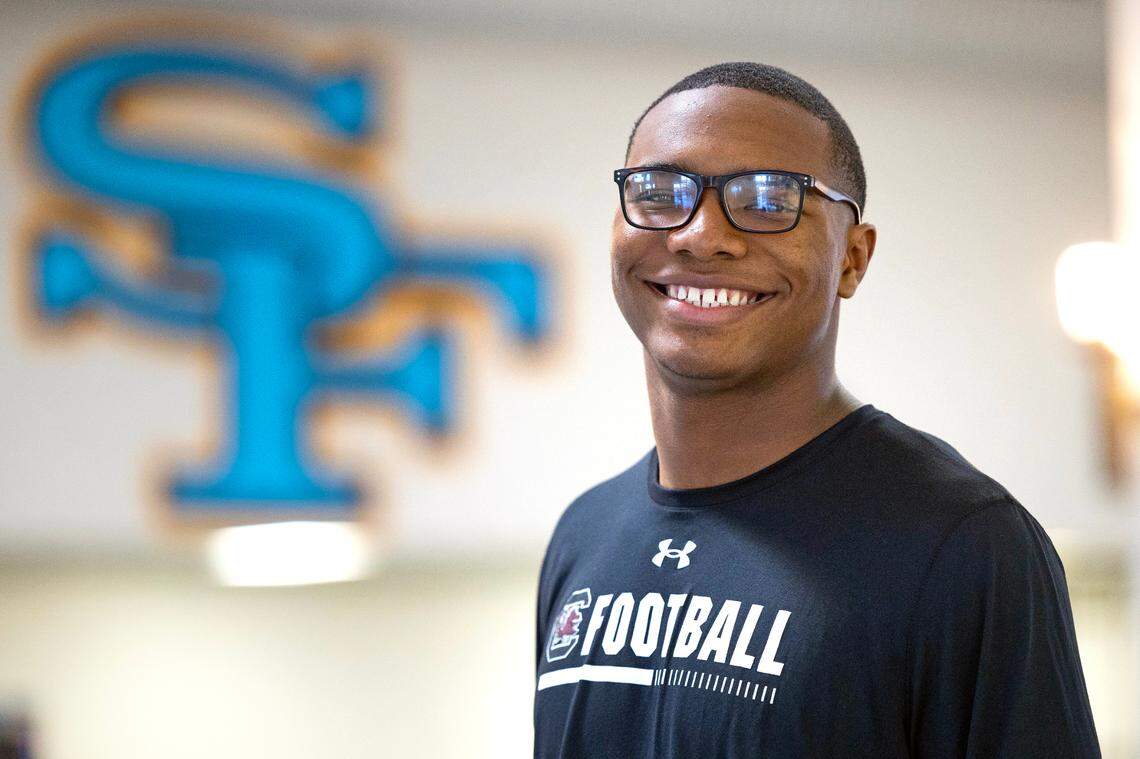 South Florence’s LaNorris Sellers signs to attend and play college football for the University of South Carolina on Friday, December 23, 2022.