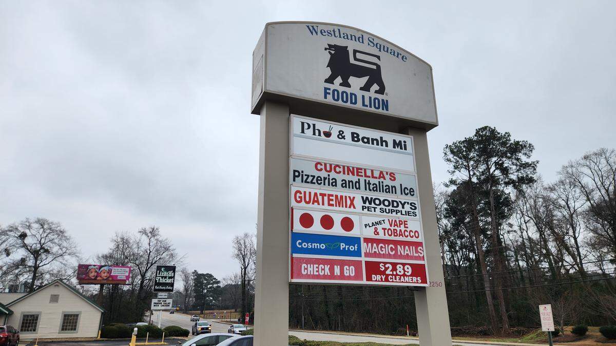 The Westland Square shopping center at 2250 Sunset Blvd. in West Columbia, SC.