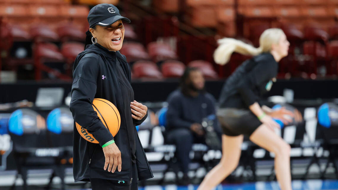 Mutual respect between Dawn Staley, Yolett McPhee-McCuin carries over into NCAAs