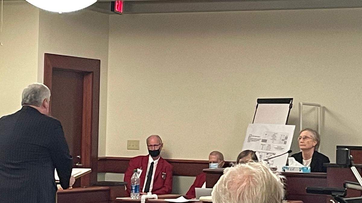 Dr. Janice Ross, a pathologist, is questioned by attorney Greg Harris in the trial of Adam Lazzarini.