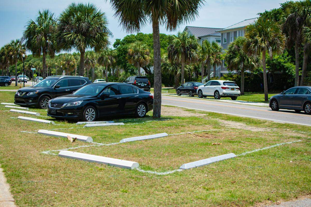 Isle of Palms has 240 new angled parking spaces on the land side of Palm Boulevard following a fight with the Department of Transportation and an attempt to eliminate the land side parking altogether.