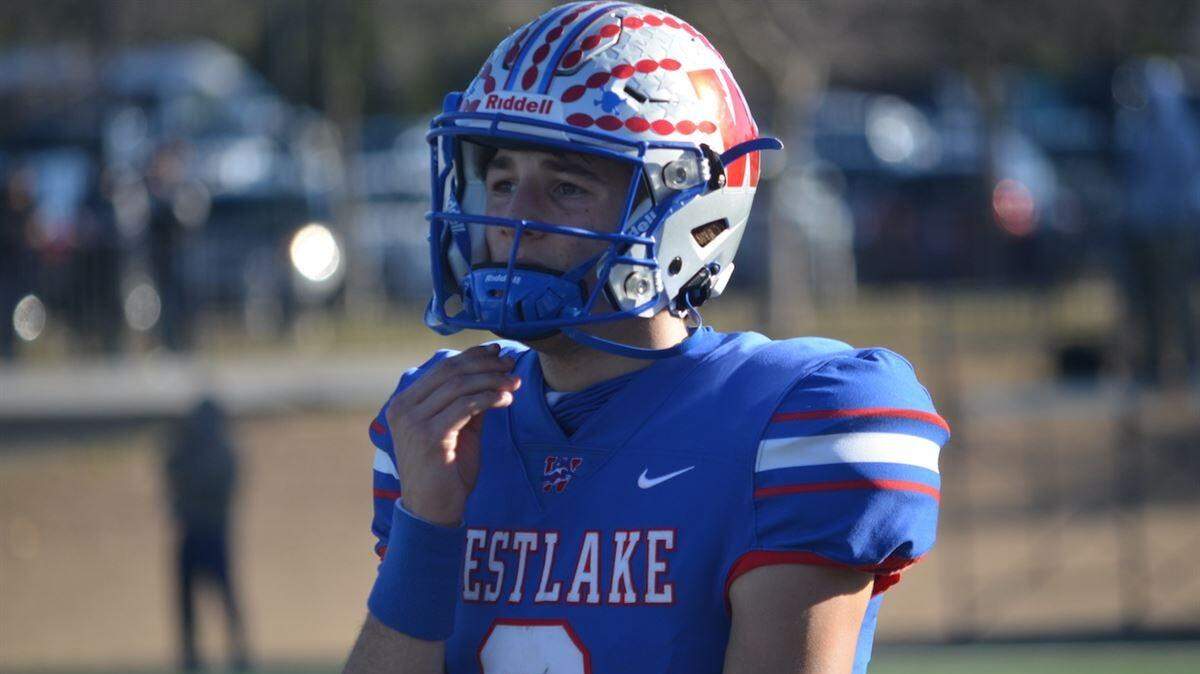 Quarterback Cade Klubnik
