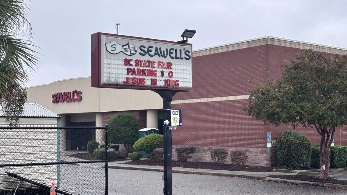 Sidewalks are scarce near SC fairgrounds, will high-end townhomes add a new link?