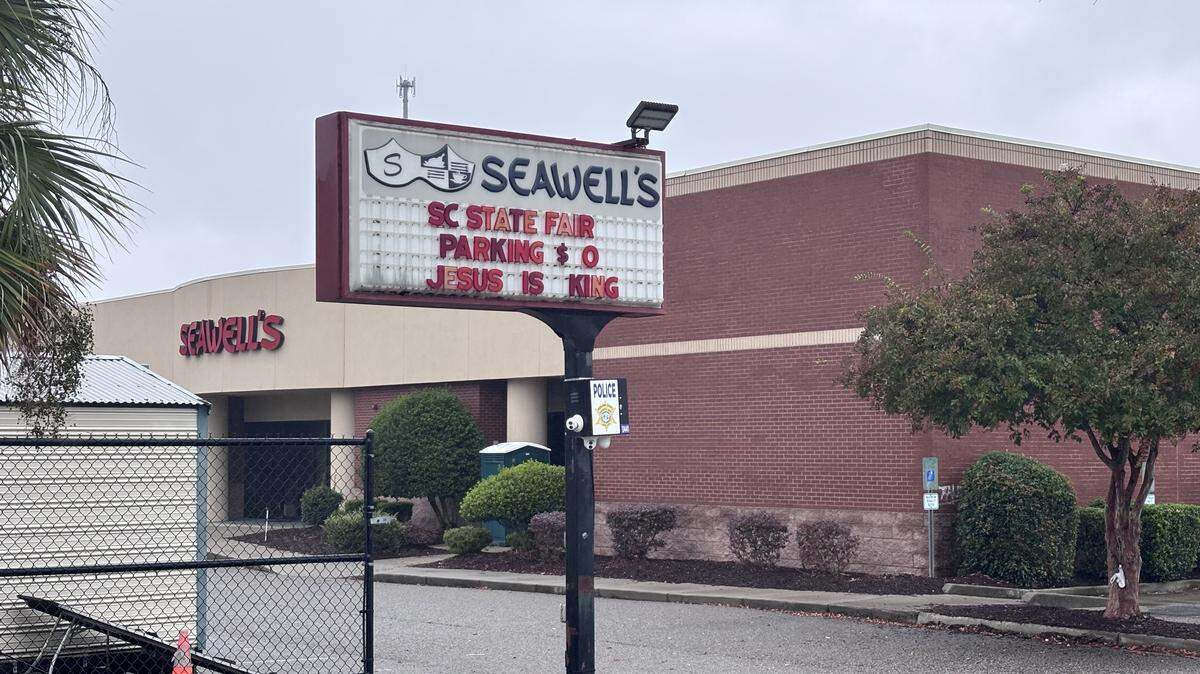 Seawells Catering on Columbia’s Rosewood Drive, across from the South Carolina State Fair Grounds, is set to be redeveloped into high-end townhomes.