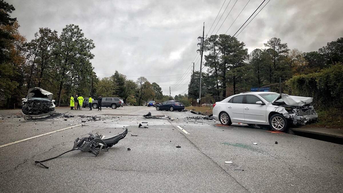 A multi-car crash with injuries has closed U.S. 1 in Lexington near Interstate 20 Thursday morning. Lexington Police Department/Twitter