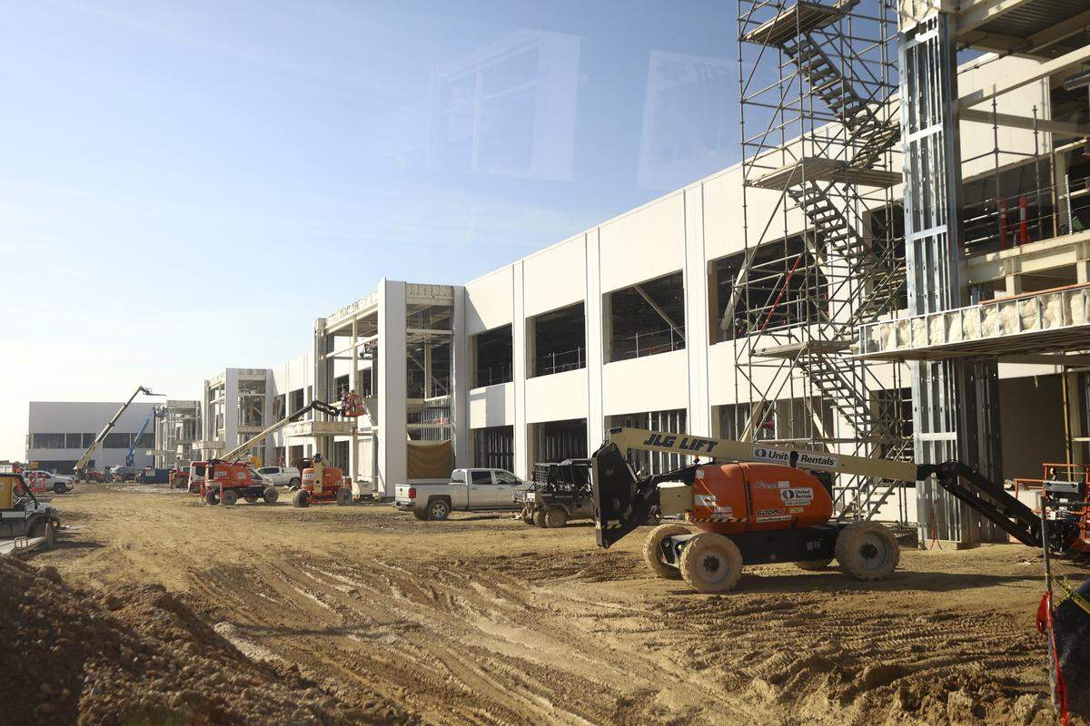 Progress at the Scout Motors facility in Blythewood shows mostly enclosed buildings on Tuesday, Feb. 10, 2026. All the buildings on the site cover about 5.75 million square feet.