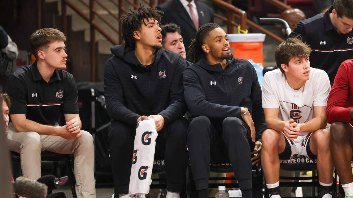South Carolina MBB freshman reverses redshirt decision. Lamont Paris explains