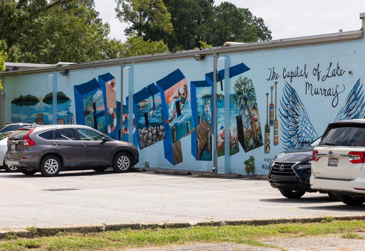 A mural celebrating “The Capital of Lake Murray” in Chapin, South Carolina, on Wednesday, August 20, 2025.