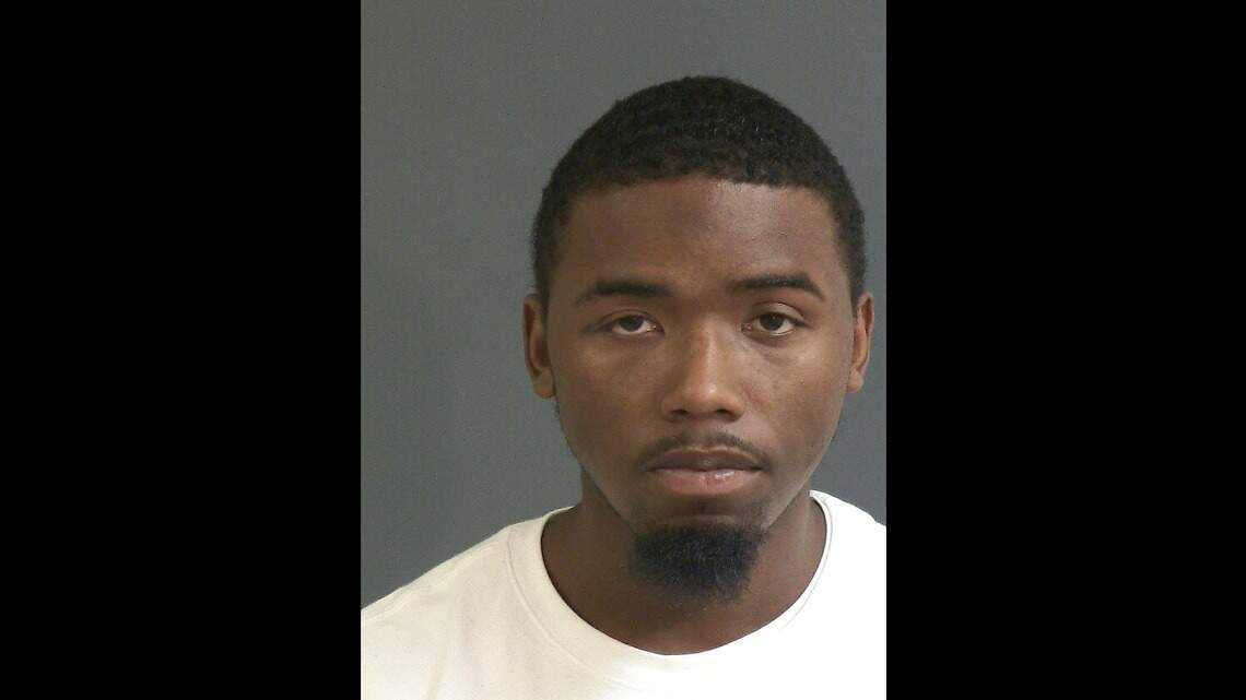 Ex-worker shoots out windows at restaurant on Charleston’s main drag, SC cops say
