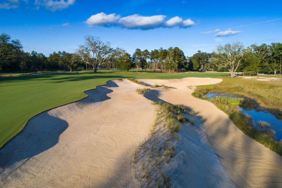 The 17th hole at Congaree Golf Club in Ridgeland, South Carolina.