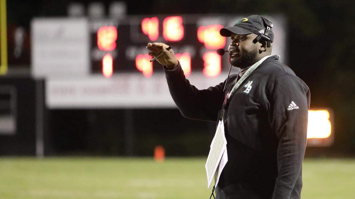 North Rowan (NC) football Nygel Pearson will be the new football coach at Spring Valley.