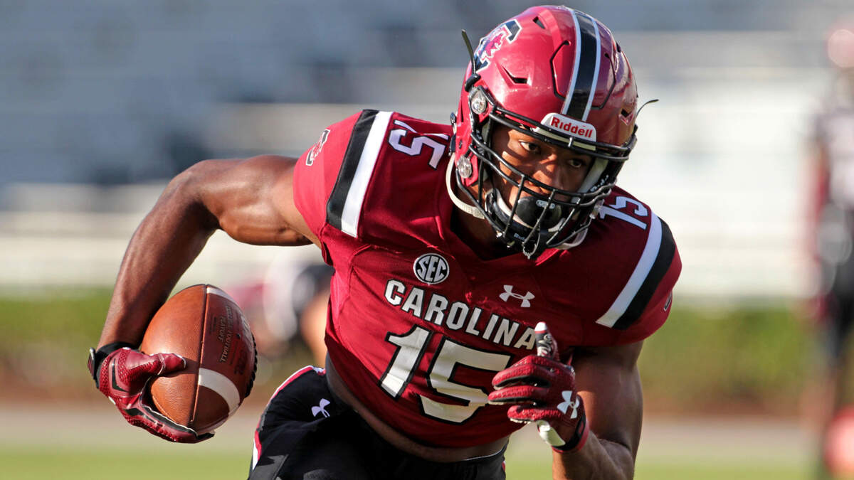 South Carolina Gamecocks Matrick Belton runs a drill during practice at Williams-Brice Stadium, Monday, August 15, 2016. The practice was open to fans.