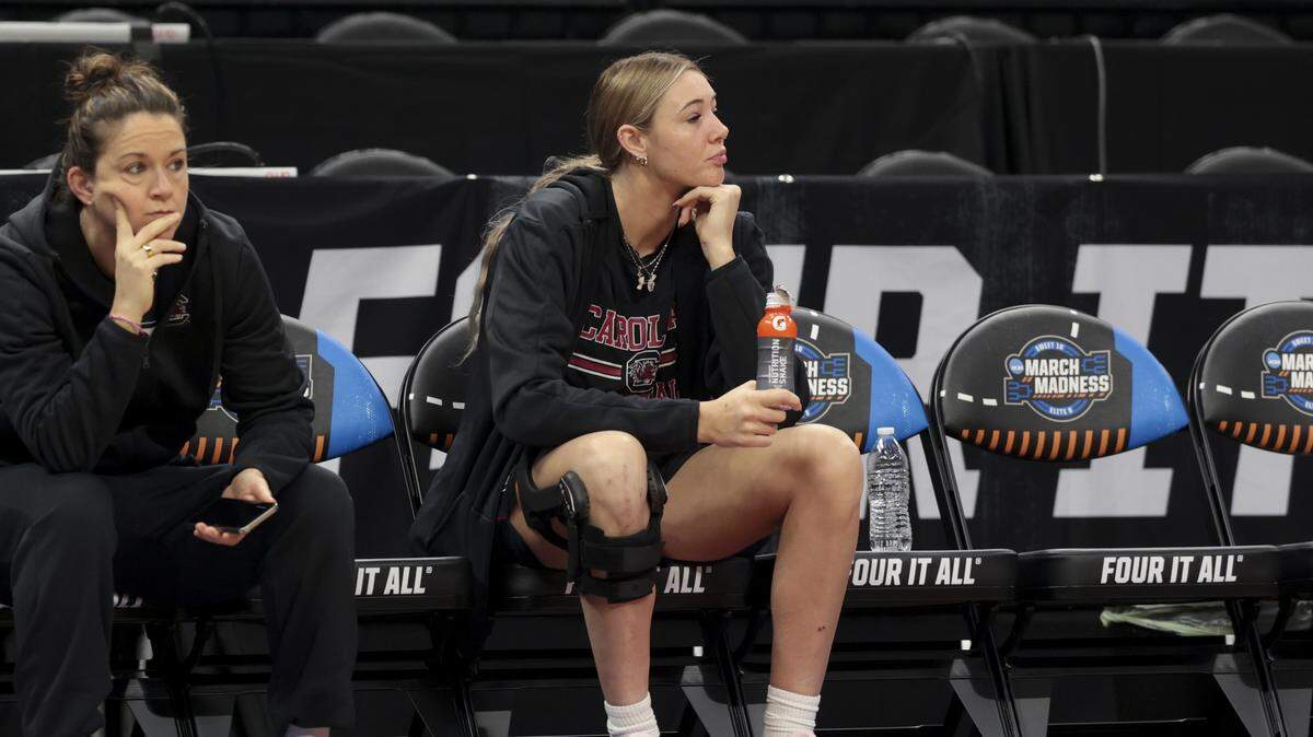 South Carolina's Chloe Kitts (21) sits on the bench during their practice on Friday, March 27, 2026, a day before their NCAA Tournament Sweet 16 game against Oklahoma in the Sacramento Regional 4, at the Golden 1 Center in Sacramento, Calilf.