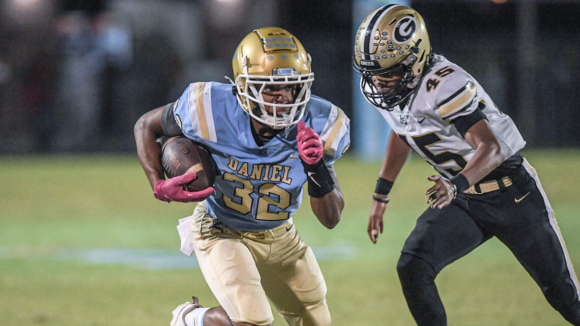 Latest SC high football media poll: New No. 1 in Class 3A for second straight week