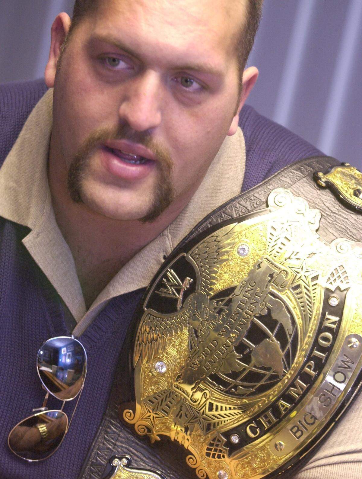 WWE wrestler “Big Show” (real name: Paul Wight), who stands more than 7 feet tall, talks with The State columnist Neil White after he visits fourth graders at Forest Lake Elementary School in Columbia, SC on Friday 11/22/2002. Big Show, who was born in Aiken, SC talked to the students about the importance of staying in school and studying hard. Erik Campos/The State For Neil White Talk about Town column.
