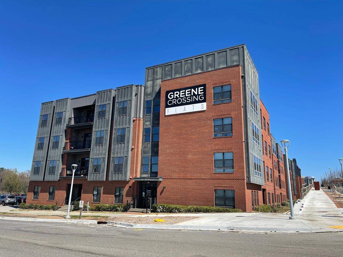 Columbia police are investigating a fatal shooting at Green Crossing Apartments.