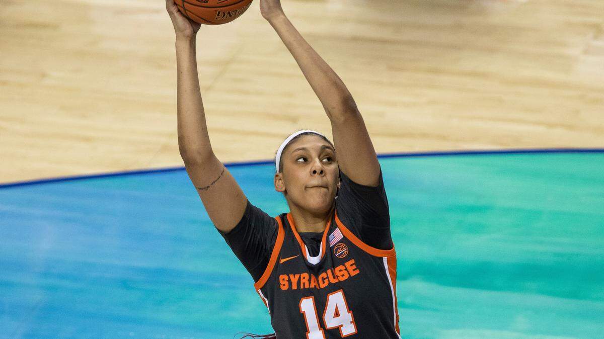 From March 2021: Kamilla Cardoso while playing with Syracuse