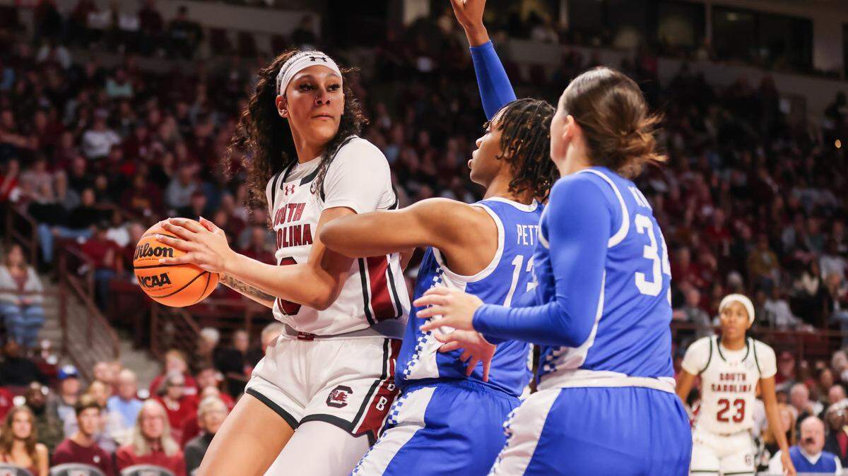 South Carolina center Kamilla Cardoso (10) drives to the basket during the Gamecocks’ game against Kentucky at Colonial Life Arena in Columbia on Monday, January 15, 2024.