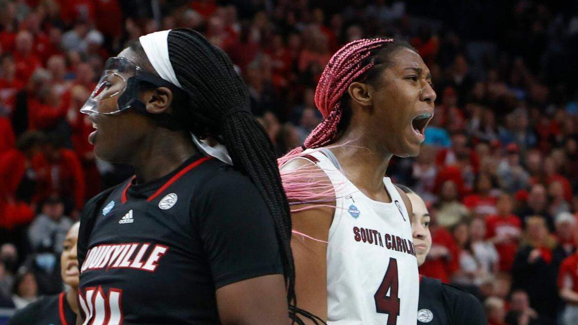 South Carolina’s Aliyah Boston (4) reacts to a foul call against Louisville’s Emily Engstler (21) during the Final Four semifinals against Louisville at the Target Center in Minneapolis, Minn. on Friday, April 1, 2022.