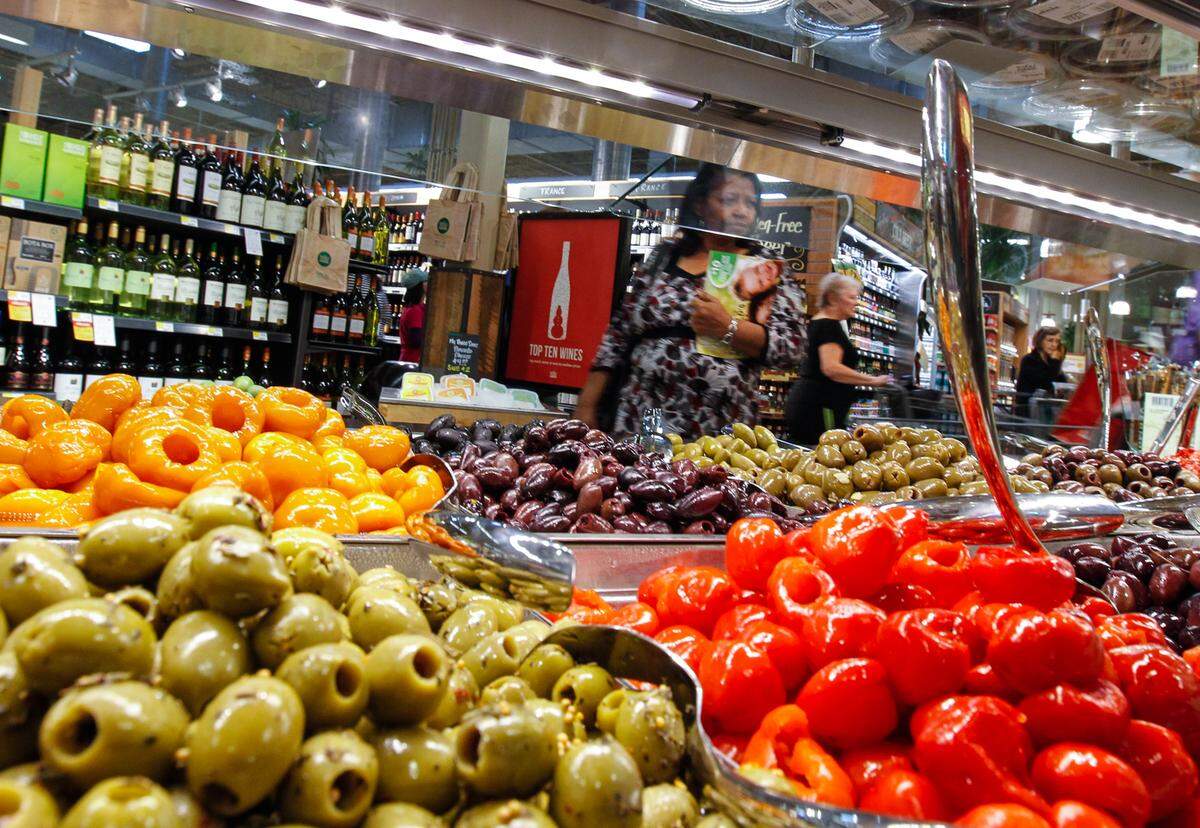 Whole Foods Market has variations on the classic Thanksgiving foods, including meals safe for vegan diets.