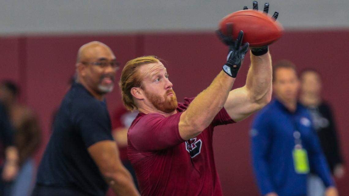Former South Carolina tight end Hayden Hurst catches a pass at the Gamecocks Pro Day on Tuesday, March 20.