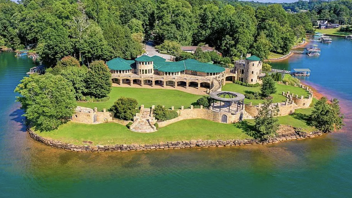 Would you pay $2.59M in cash for this unique SC lake home? One businessman did. Take a look