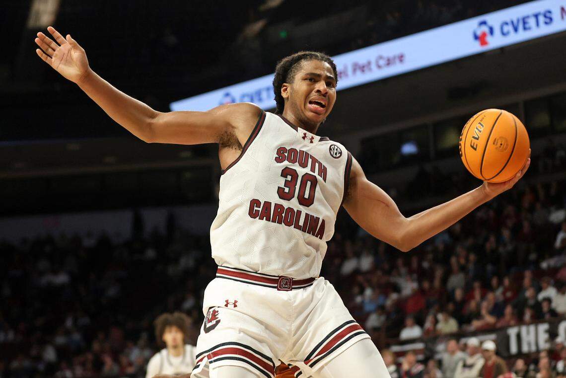 South Carolina’s Collin-Murray Boyles on Saturday in the Gamecocks’ game against Texas at Colonial Life Arena.