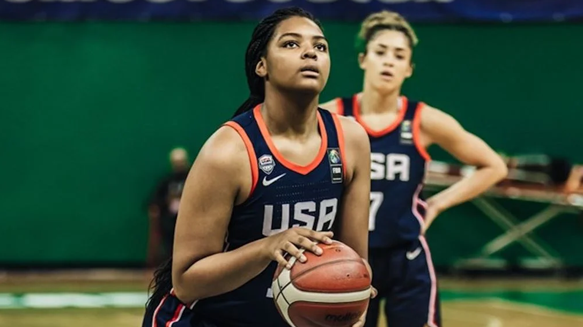 5-star women’s basketball recruit Kelsi Andrews.