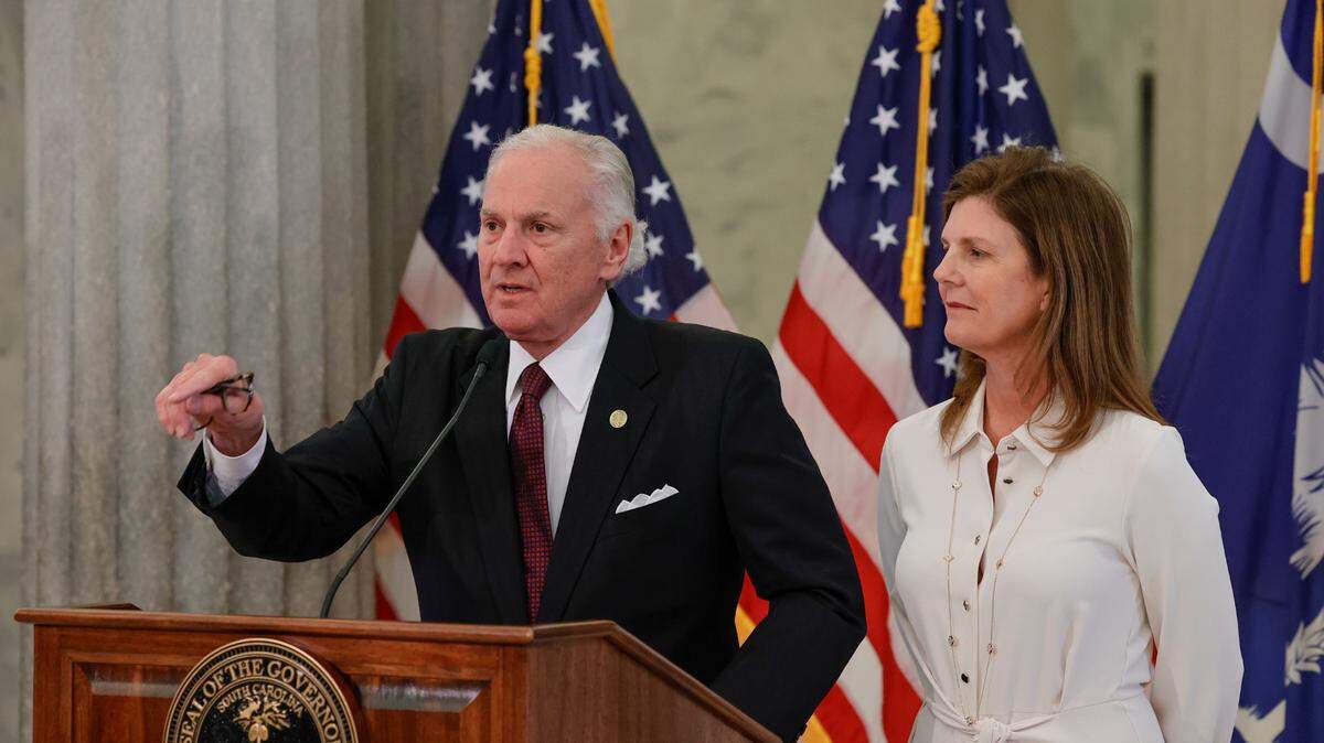 A federal judge has ruled that S.C. Governor Henry McMaster can rule on death row inmate Richard Moore’s clemency petition. Attorneys for Moore wanted that power transferred to Lt. Governor Pamela Evette (right).