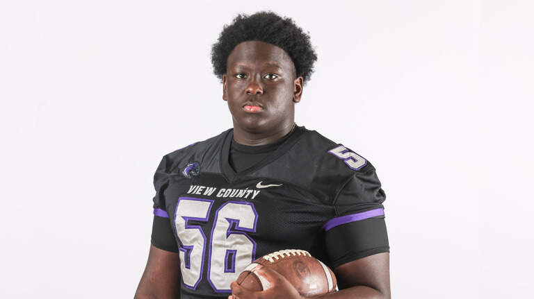 Three-star offensive lineman from Ridge View commits to South Carolina football