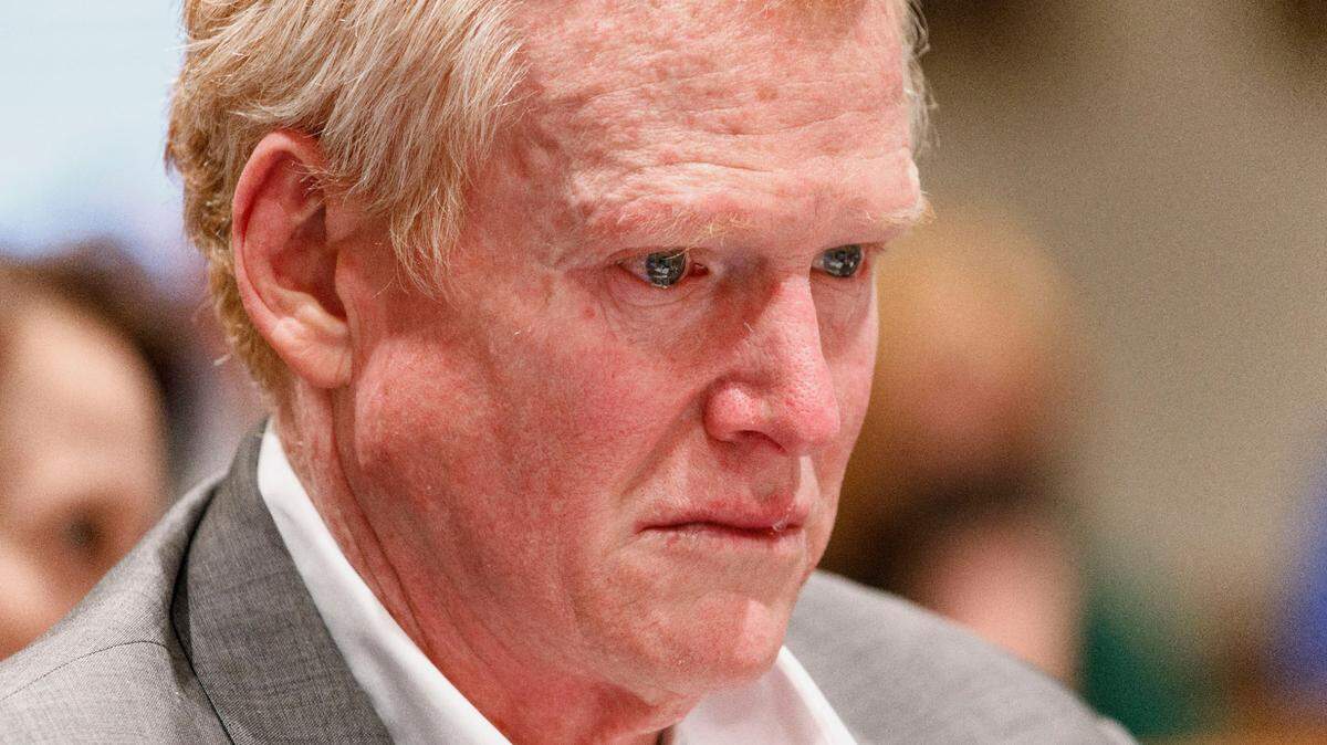 Pathologist details Maggie, Paul autopsies; 2 Murdaugh murder trial jurors out with COVID