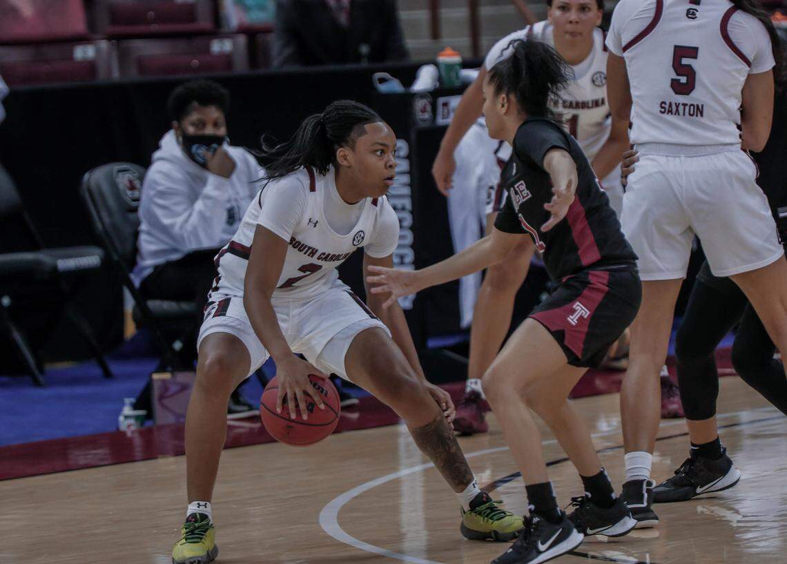 South Carolina Gamecocks guard Destanni Henderson (3) pressures Temple guard Jasha Clinton (1) during the second half of action at the Colonial Life Arena.