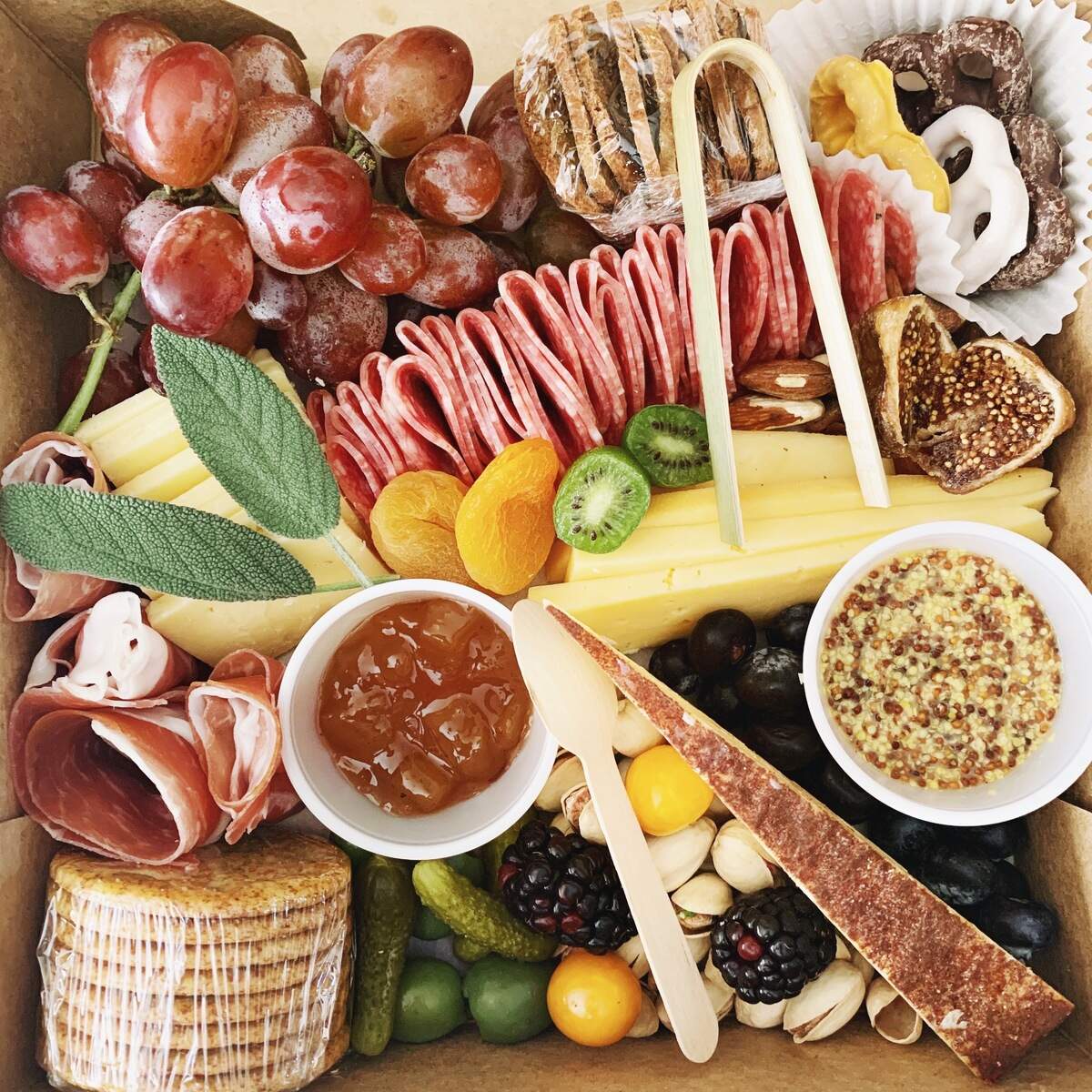 Michelle Richards and her mother Peggy Boggess started Abundant Graze– the first Columbia charcuterie company– during the coronavirus pandemic.