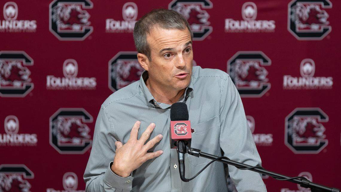 South Carolina head coach Shane Beamer