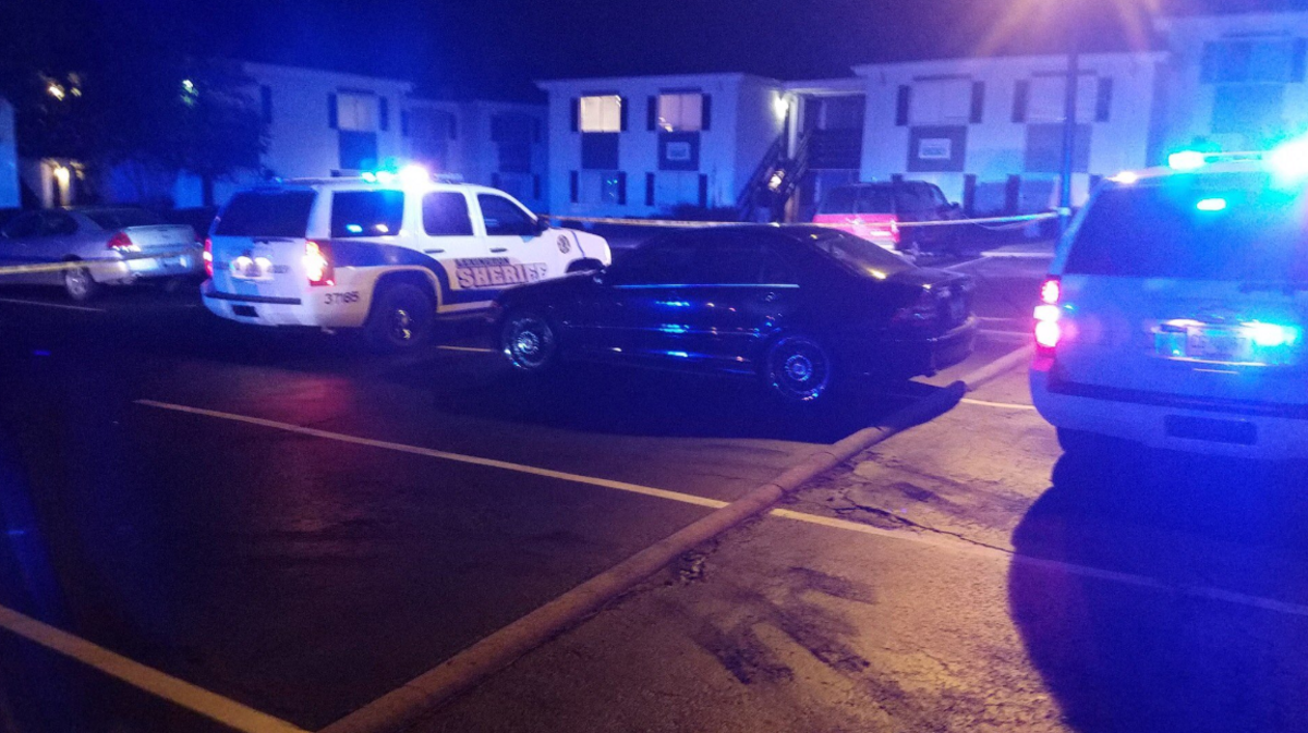 Lexington County sheriff’s deputies respond to a shooting off of Riverbend Drive late Aug. 30.