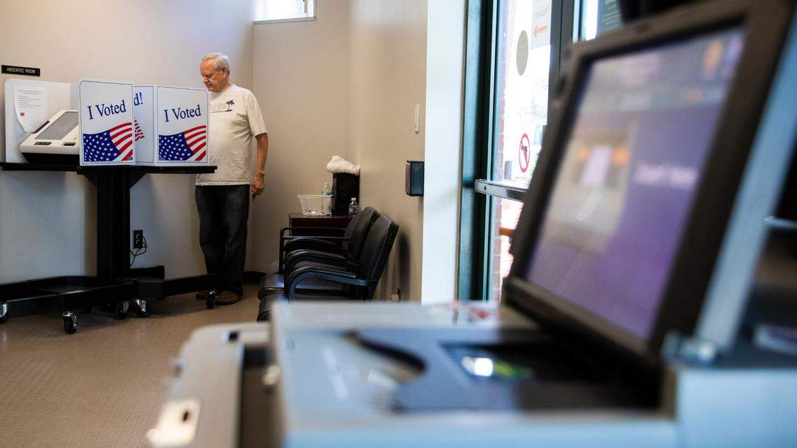 Richland County residents vote early at the Richland County Administration Building on Wednesday, June 1, 2022. Early voting for the runoff elections starts Wednesday, June 22, 2022.