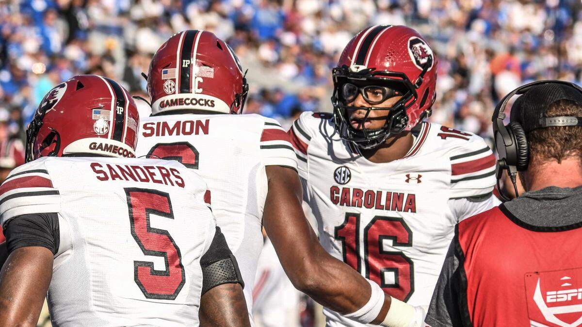 South Carolina Gamecocks quarterback LaNorris Sellers (16) during a football game against Kentucky Saturday, Sept. 7, 2024 at Kroger Field in Lexington, Ky.
