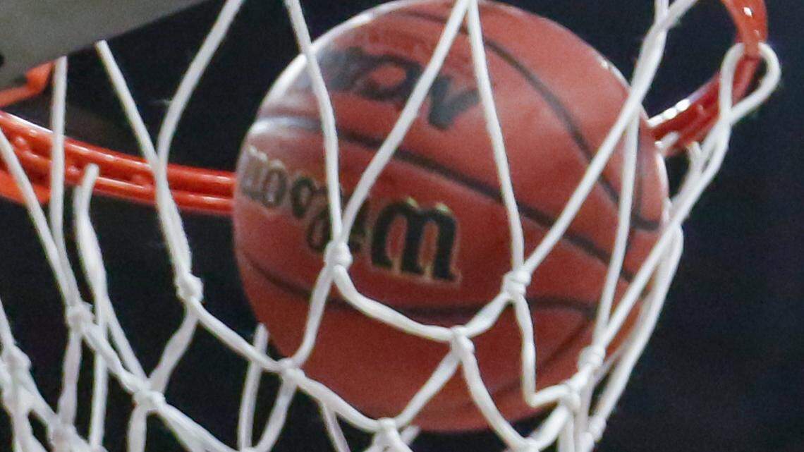 Friday’s Lowcountry high school basketball scores, top performers