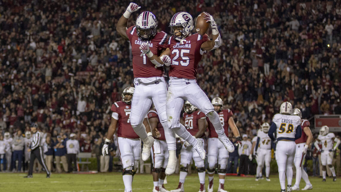 Gamecocks offense catching fire but can it catch Clemson?
